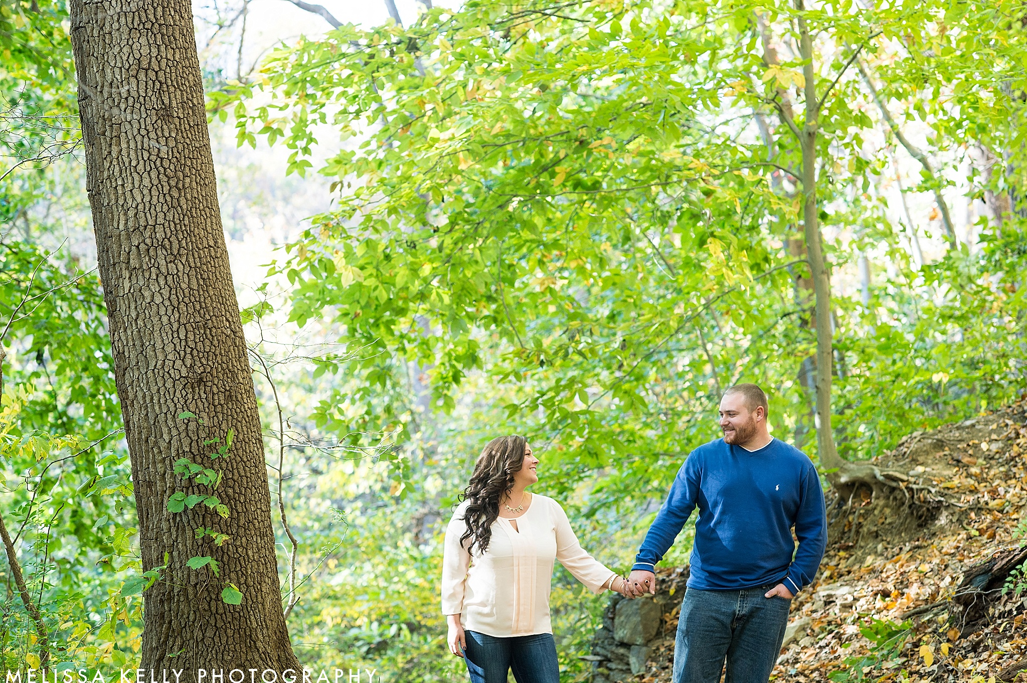 valley-green-engagement-photos-11
