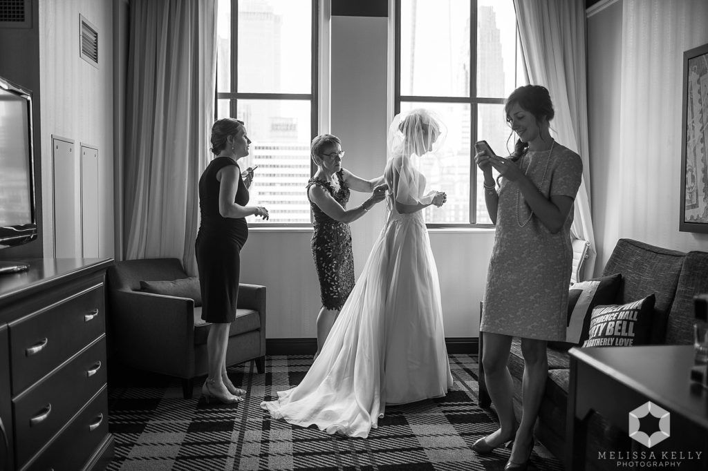 melissa-kelly-college-of-physicians-wedding-11