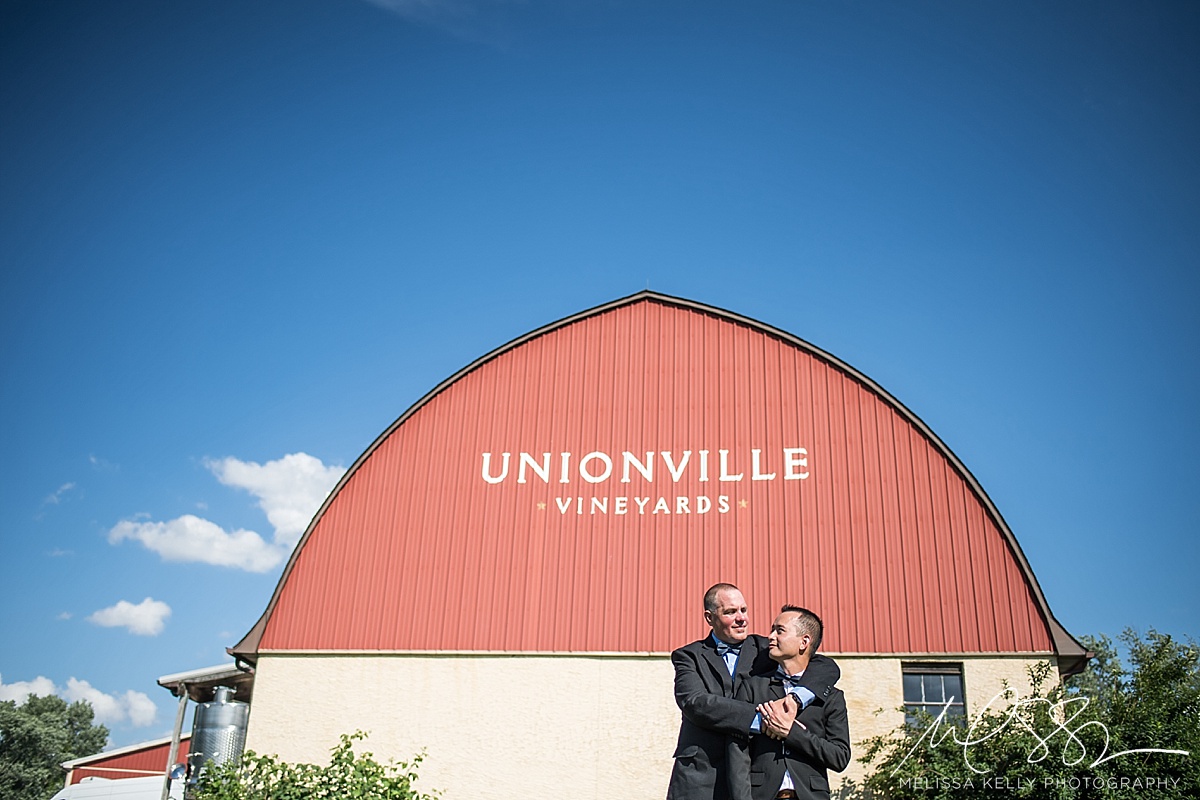 melissa-kelly-photography-unionville-vineyards-gay-wedding-30